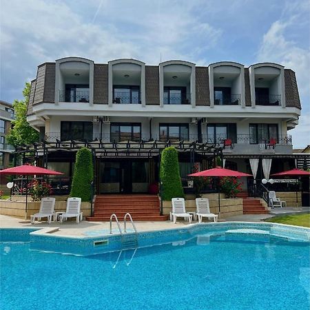 Family Hotel Paradise Saints Constantine and Helena ภายนอก รูปภาพ