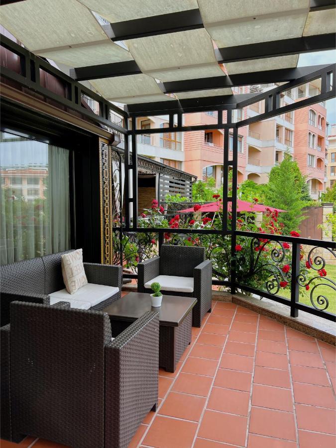 Family Hotel Paradise Saints Constantine and Helena ภายนอก รูปภาพ