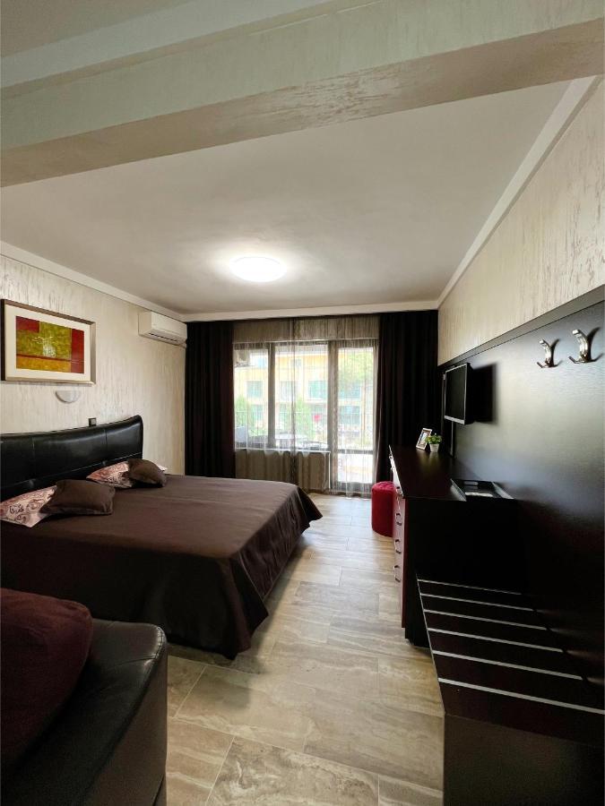 Family Hotel Paradise Saints Constantine and Helena ภายนอก รูปภาพ