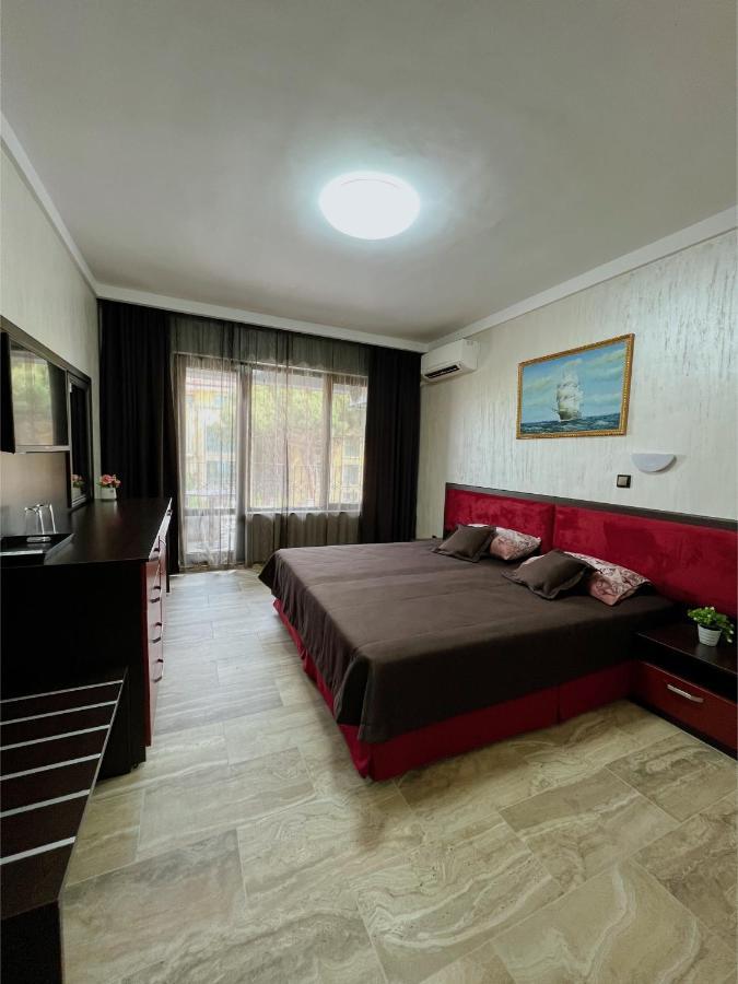 Family Hotel Paradise Saints Constantine and Helena ภายนอก รูปภาพ