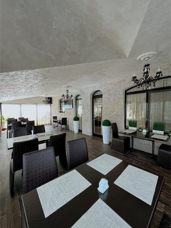Family Hotel Paradise Saints Constantine and Helena ภายนอก รูปภาพ