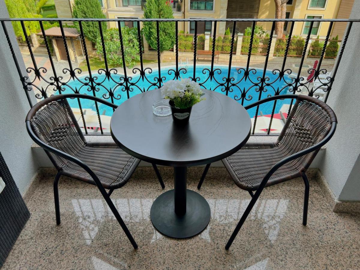 Family Hotel Paradise Saints Constantine and Helena ภายนอก รูปภาพ
